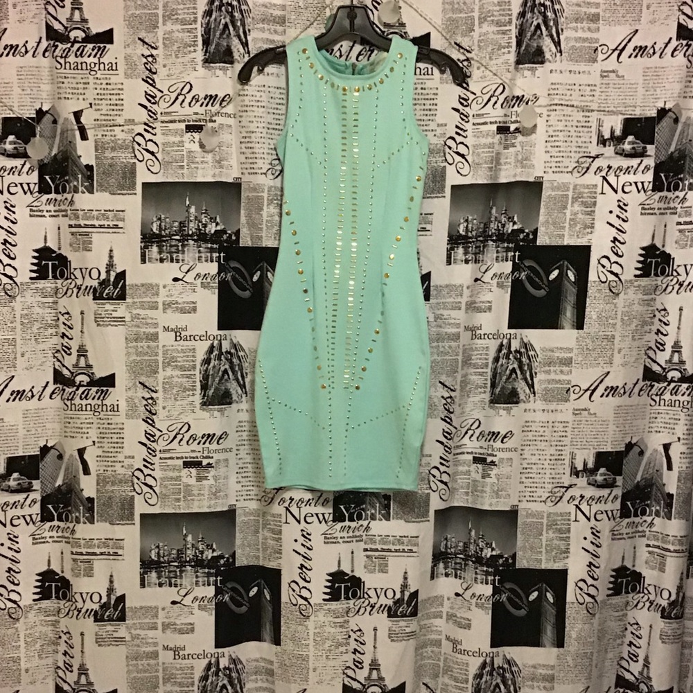 Nicki Minaj cyan Dress